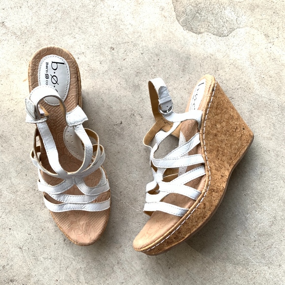 b.o.c. Shoes - 🧚🏾‍♀️2 for $18 B.O.C. Strappy Slingback Cork Wedged Sandals